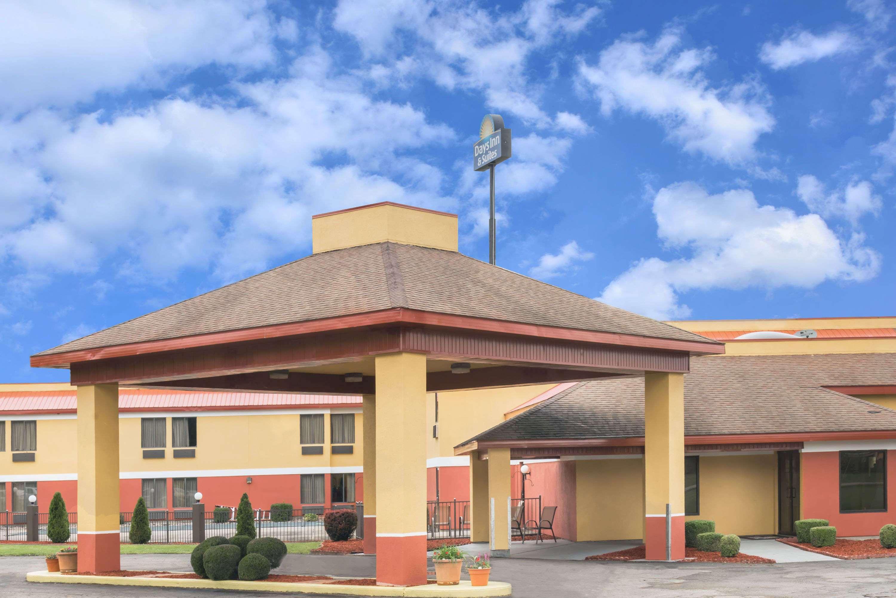 Days Inn & Suites By Wyndham Casey Exterior foto